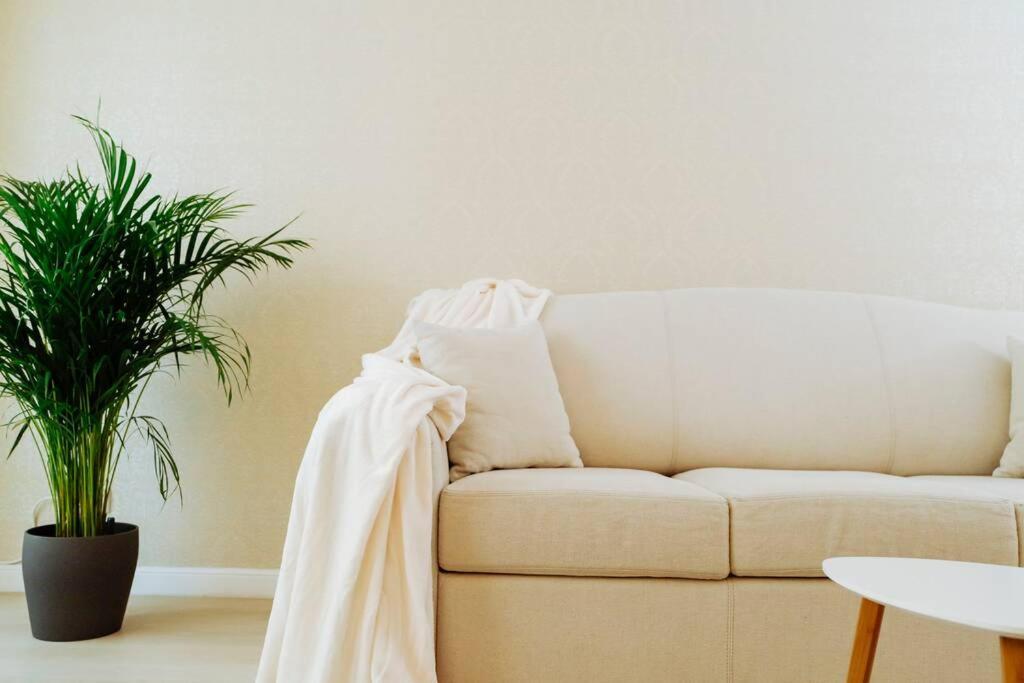 Elegant Vibes Apartment Next To Obor Market Букурещ Екстериор снимка